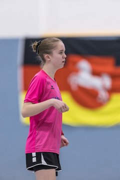 Bild 255 - C-Juniorinnen 2 Loewinnen Cup